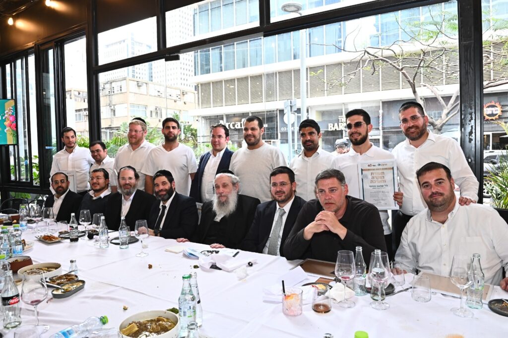 אירוע הוקרה לרגל שנה ראשונה לפרויקט רכזי הרובע בהשתתפות הרכזים ובכירי העירייה